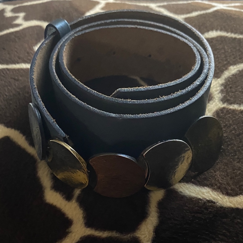 Vintage Mod Dep Grey Leather Belt with Metallic Circular Accents